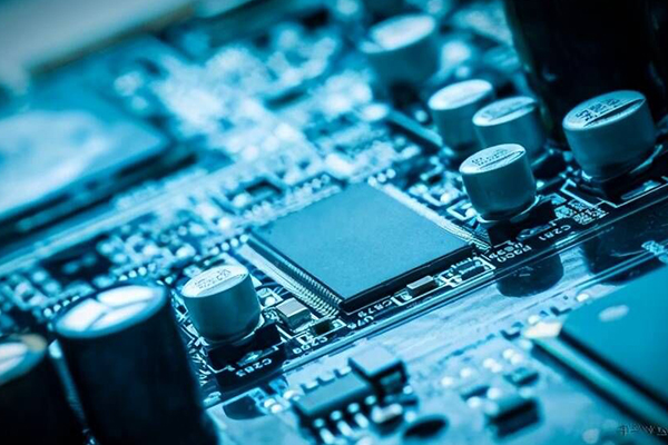 以“質(zhì)”取勝，高能計(jì)算機(jī)推進(jìn)國(guó)產(chǎn)工控新發(fā)展