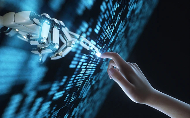 人工智能賦能新型工業(yè)化，國產(chǎn)軌交工控機(jī)發(fā)揮關(guān)鍵作用